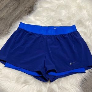 Nike dri fit athletic shorts blue large